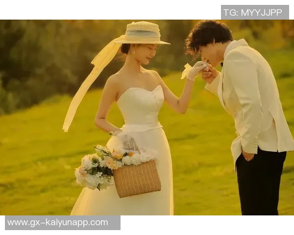 高准翼社媒分享与妻子的浪漫婚纱照甜蜜瞬间引发网友热议 高准翼社媒分享与妻子的浪漫婚纱照甜蜜瞬间引发网友热议