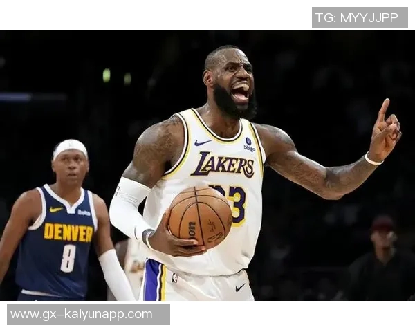 詹姆斯分享家庭教育经验强调对不同子女的沟通方式与领导力运用