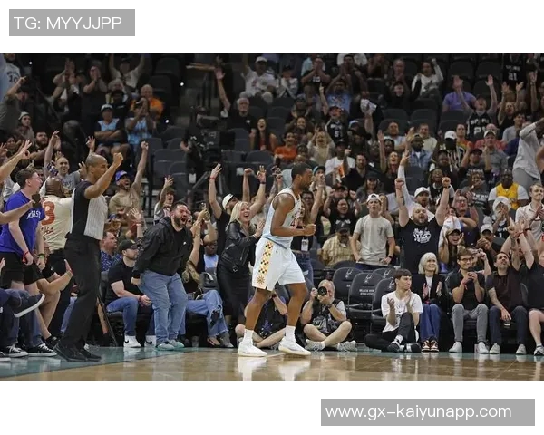 马刺巴恩斯谈文班伤病经历与时间限制的挑战与坚持