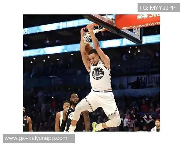 库里表达感激之情感受到教练和队友的全力支持与信任 库里表达感激之情感受到教练和队友的全力支持与信任